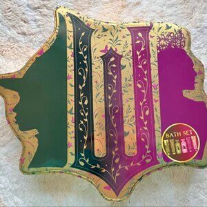 NEW Sealed WICKED Bath Gift Set in Keepsake Collection Tin